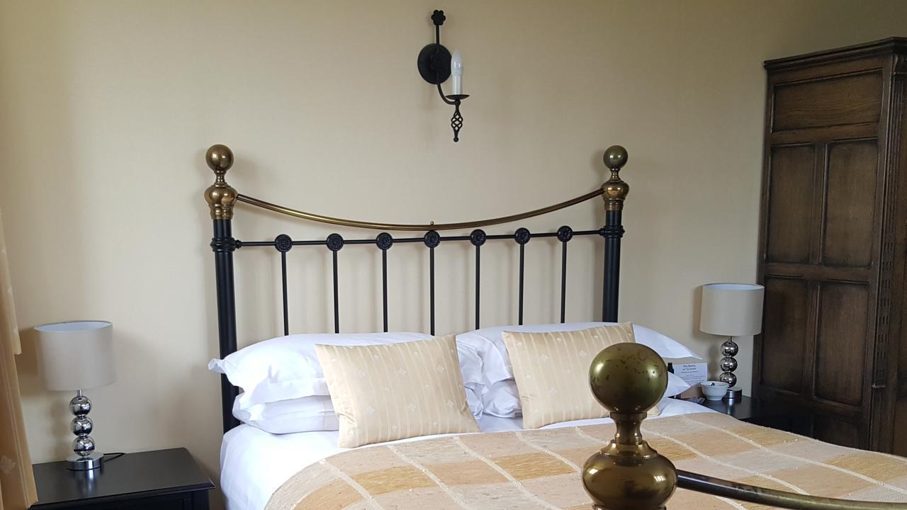 The Belfry At Yarcombe Bed & Breakfast Екстериор снимка